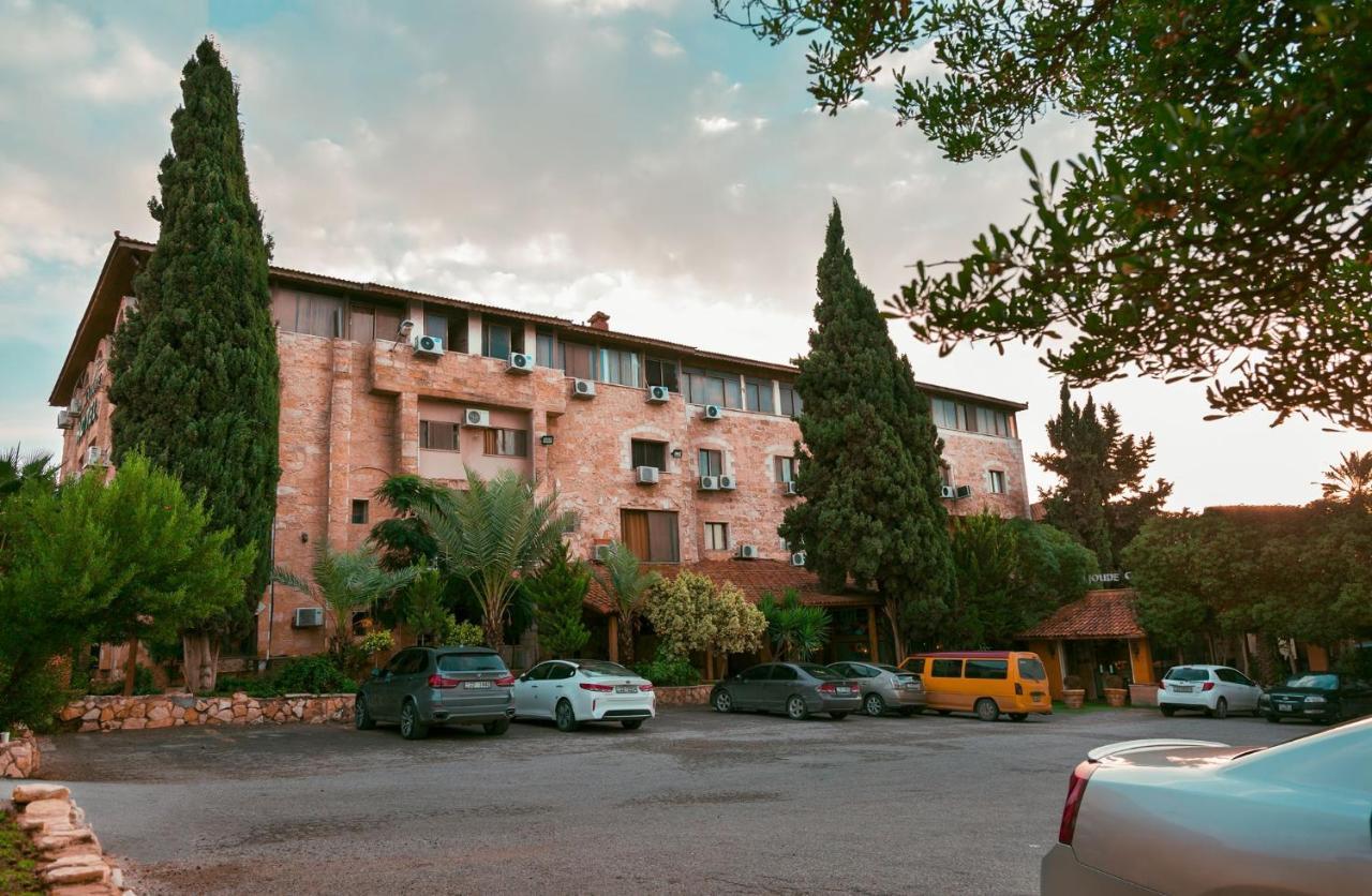 Al Joude Hotel イルビド エクステリア 写真